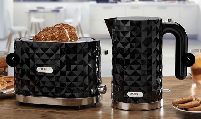 kettle and toaster